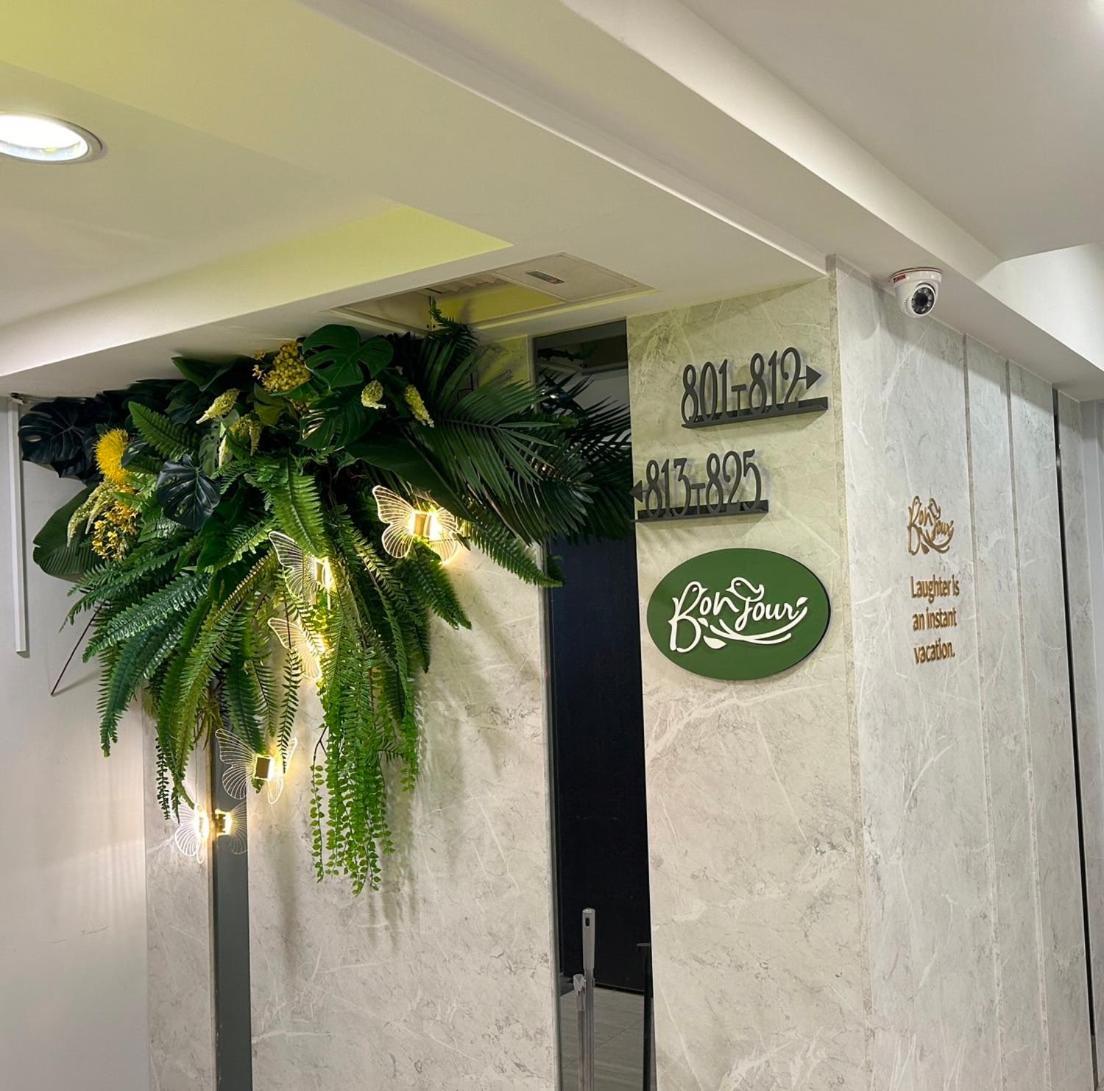 Bonjour Hotel Taichung Exterior foto