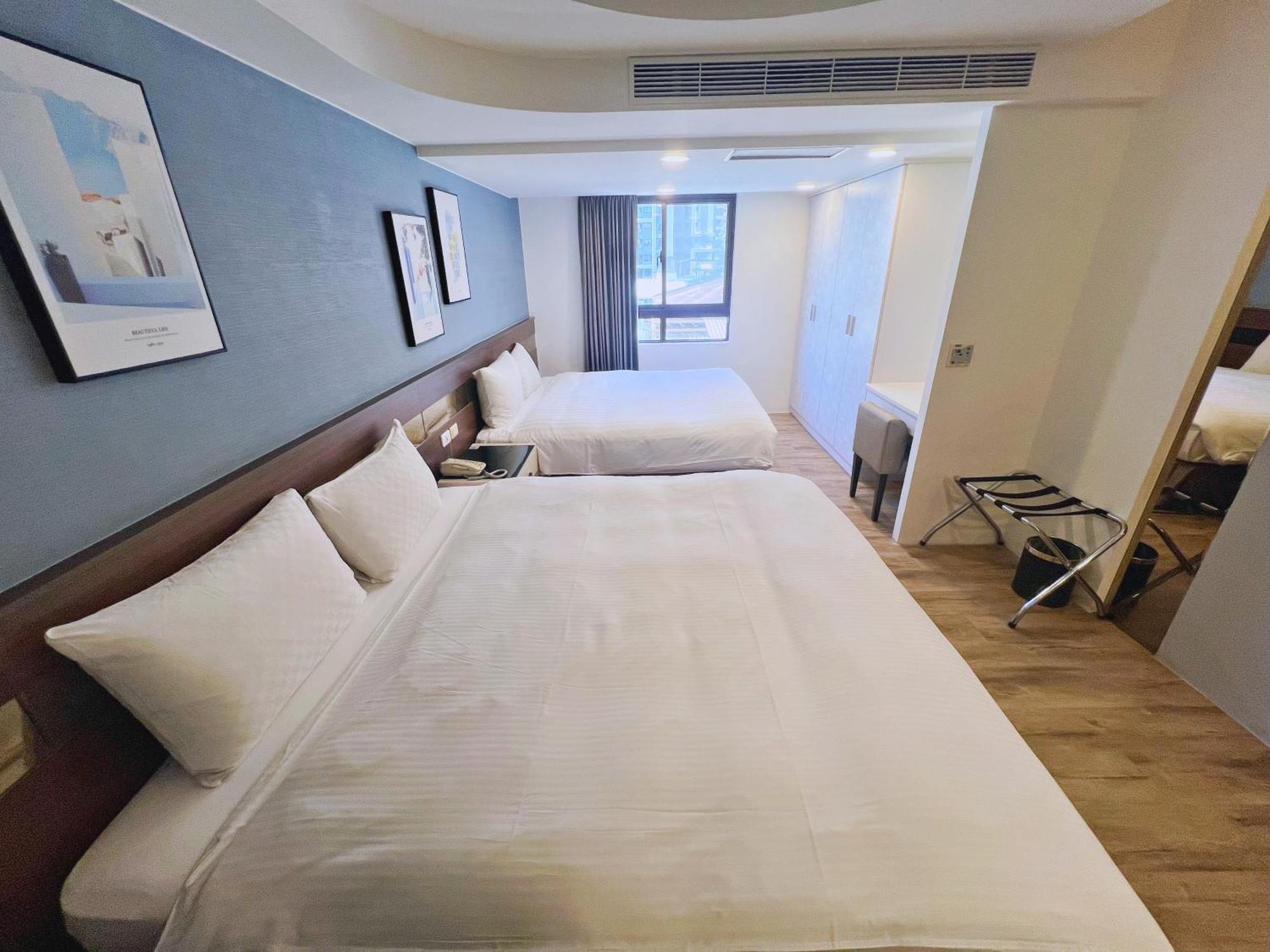 Bonjour Hotel Taichung Exterior foto